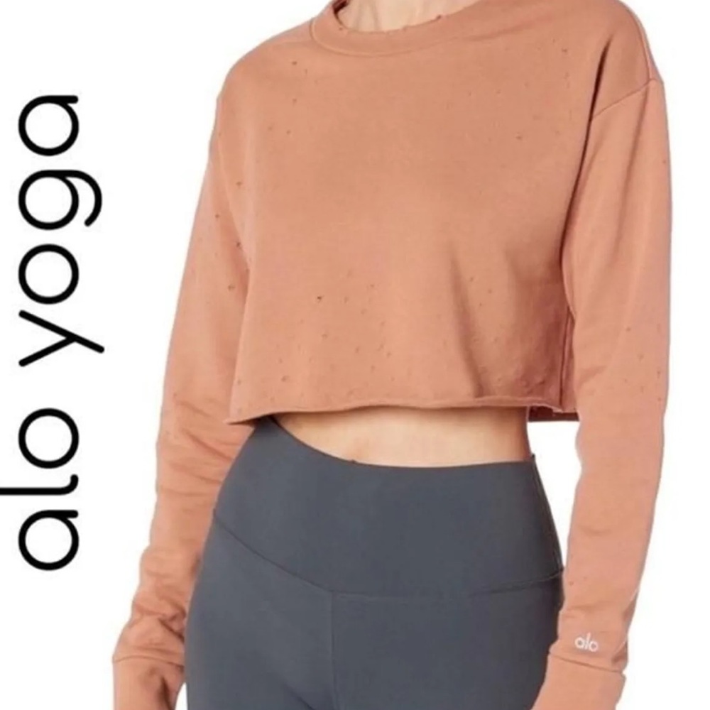 Alo Yoga Distressed Cropped Crew Neck Sweatshirt In Heather Gray Size S